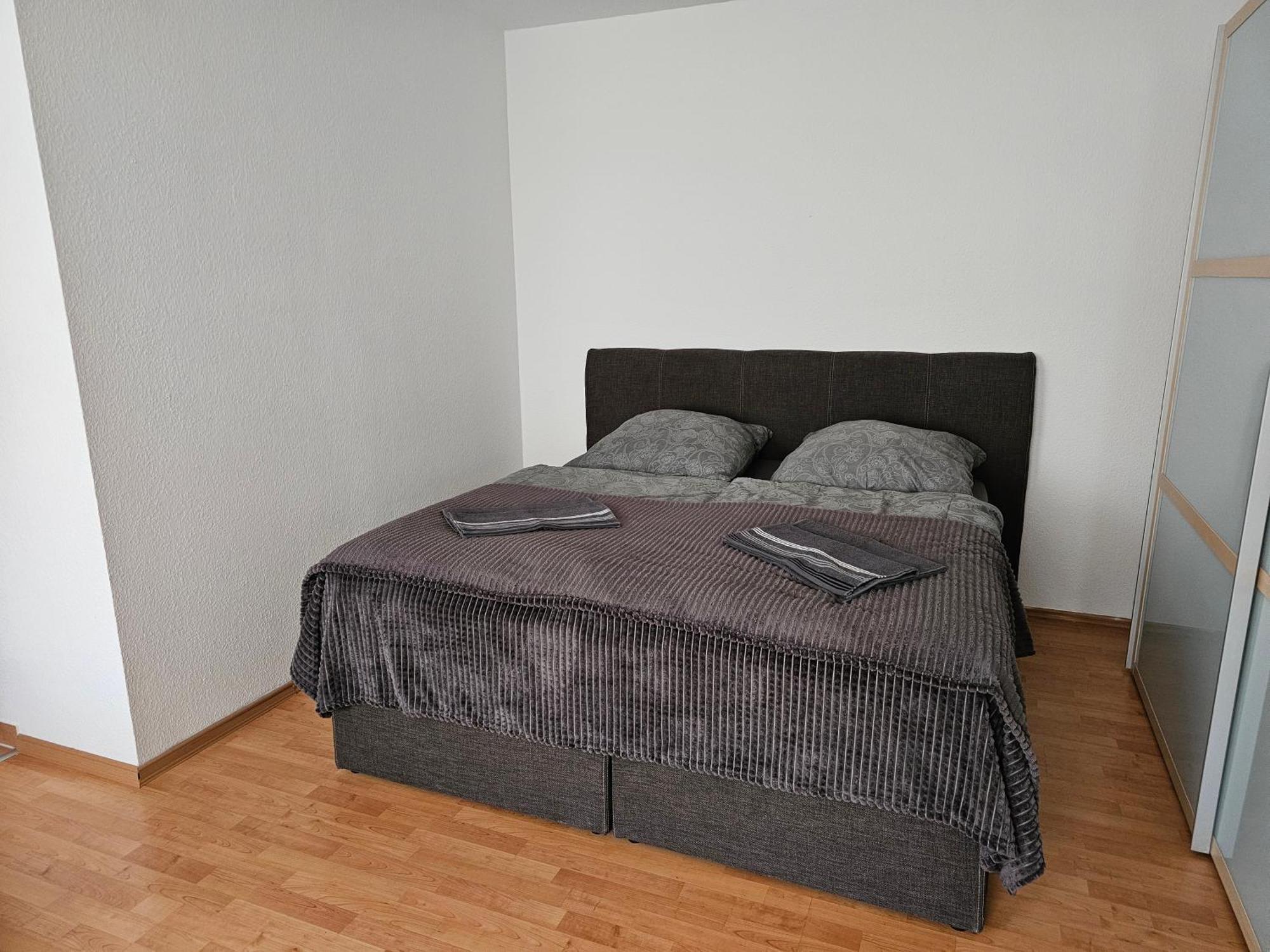 באיירוט City-Close - King Bed & Free Garage מראה חיצוני תמונה